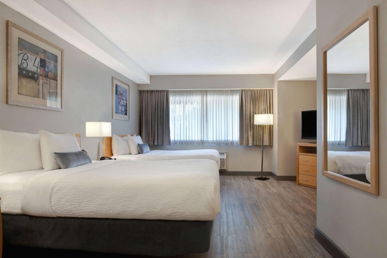Days Inn By Wyndham Victoria Airport Sidney Luaran gambar