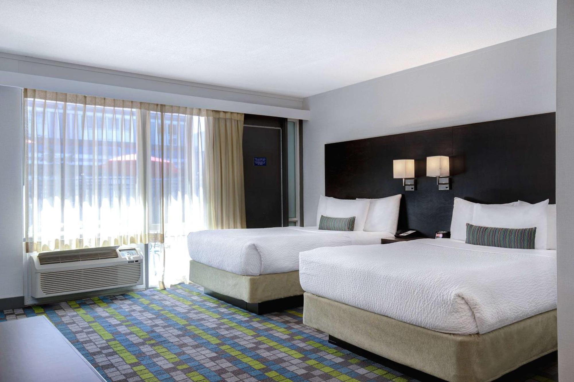 Days Inn By Wyndham Victoria Airport Sidney Luaran gambar